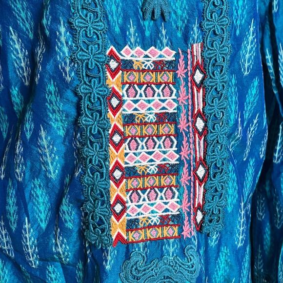 SUNDANCE Teal Embroidered Cotton Silk Blouse Size XS Long Sleeve Crochet Trim - Picture 7 of 7